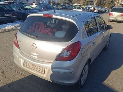 Używany Opel Corsa 2007 Srebrny Hatchback