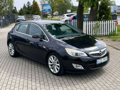 używany Opel Astra 1.7dm 125KM 2011r. 167 000km