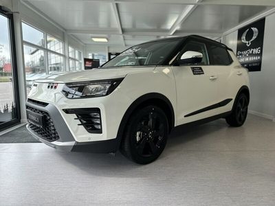 Biały (metalik) Używany 2023 Ssangyong (KGM) Tivoli SUV | 114 990 zł