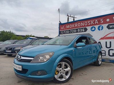 Opel Astra GTC