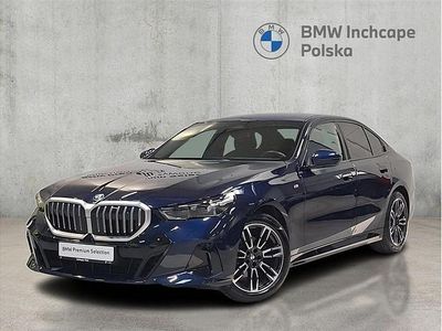 Niebieski tanzanite bmw individual metalizowany Używany 2024 BMW 520 Comfort Edition Sedan/Limuzyna | 259 900 zł (Dobra cena)