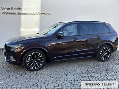 Czerwony Używany 2025 Volvo XC90 SUV | 339 900 zł