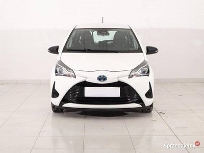 Używany Toyota Yaris Hybrid 2020 Biały Hatchback