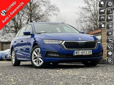 Niebieski Używany 2022 Skoda Octavia Kombi | 59 970 zł (Uczciwa cena)