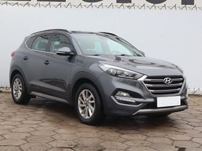 używany Hyundai Tucson  Navi, Klimatronic, Tempomat, Parktronic,
