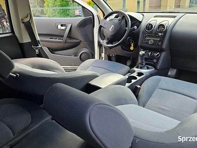 Nissan Qashqai +2