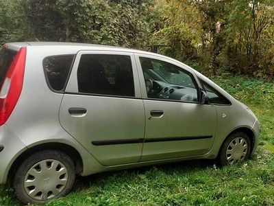 Używany Mitsubishi Colt 2005 Srebrny Hatchback