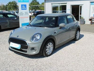 Używany Mini ONE 102 KM (75 kW) 2020 Szary (metalik) Hatchback