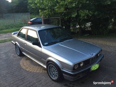 Czarny Używany 1987 BMW 325 Sport Line Coupe | 67 500 zł