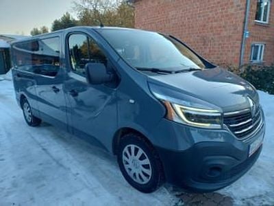 Używany Renault Trafic 2020 Szary Minivan