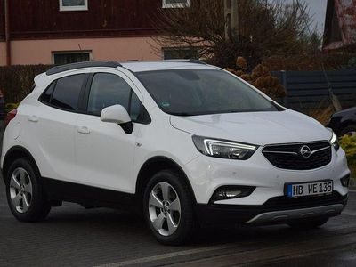 Biały Używany 2017 Opel Mokka SUV | 39 900 zł (Uczciwa cena)
