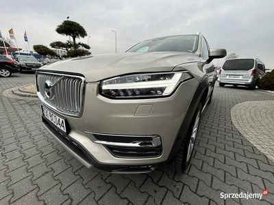 Używany Volvo XC90 Inscription 310 KM (228 kW) 2019 Złoty SUV