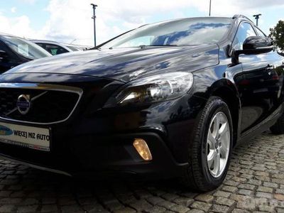 Używany Volvo V40 2013 Czarny metalik Kombi
