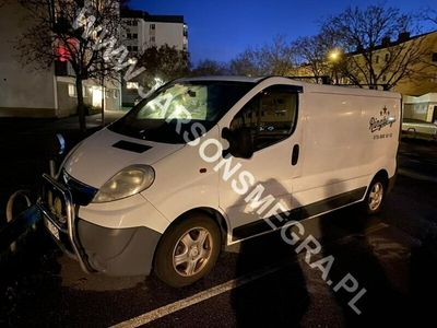 Biały Używany 2009 Opel Vivaro Minivan | 8000 zł