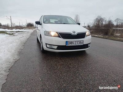 Używany Skoda Rapid 2015 Biały Sedan/Limuzyna