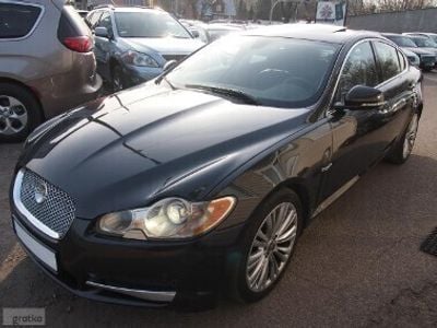 Czarny Używany 2010 Jaguar XF Luxury Sedan/Limuzyna | 49 900 zł
