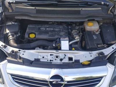 używany Opel Zafira 1.7 cdti przebieg 113tyś