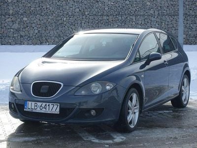 Używany Seat Leon 105 KM (77 kW) 2009 Szary (metalik) Hatchback