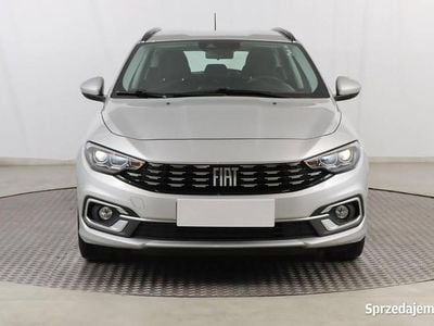 Używany Fiat Tipo 2021 Srebrny Kombi
