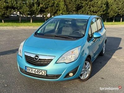 Niebieski Używany 2011 Opel Meriva Minivan | 17 900 zł (Uczciwa cena)