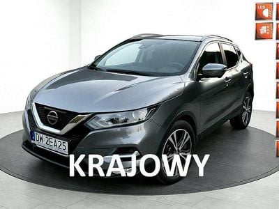 Szary Używany 2018 Nissan Qashqai SUV | 54 900 zł (Uczciwa cena)