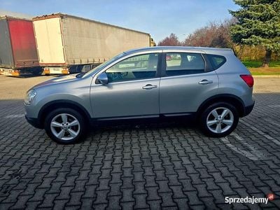 Srebrny Używany 2009 Nissan Qashqai SUV | 18 500 zł (Uczciwa cena)