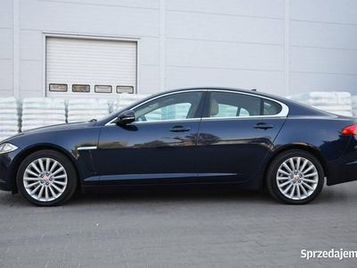 Granatowy Używany 2015 Jaguar XF Sedan/Limuzyna | 49 900 zł