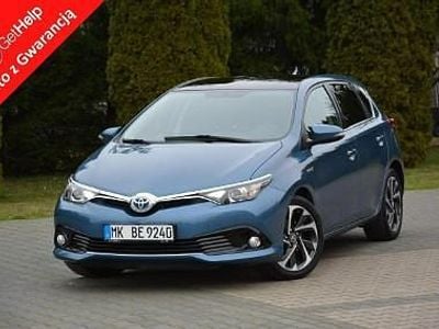 używany Toyota Auris Hybrid 1.8dm 136KM 2016r. 112 773km