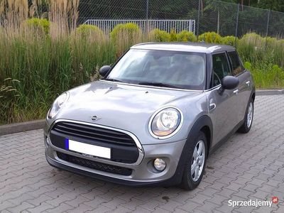 Używany 2018 Mini ONE Hatchback | 51 900 zł (Dość drogi)