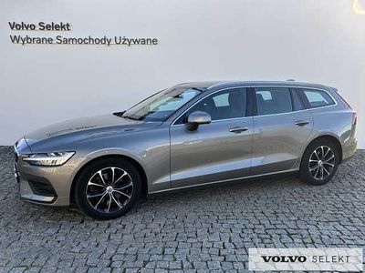 Szary Używany 2020 Volvo V60 Kombi | 114 900 zł