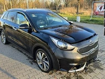 Czarny Używany 2016 Kia Niro SUV | 25 900 zł (Dobra cena)