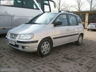 Srebrny (metalik) Używany 2002 Hyundai Matrix Minivan | 5900 zł