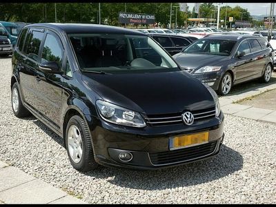 używany VW Touran 1.6dm 105KM 2015r. 214 570km