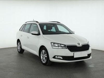Biały Używany 2021 Skoda Fabia Kombi | 45 999 zł (Drogi)