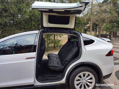 używany Tesla Model X 