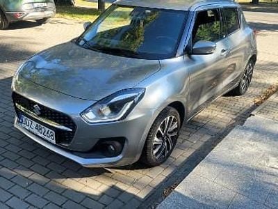 Inny kolor Używany 2021 Suzuki Swift Hatchback | 41 500 zł (Dobra cena)