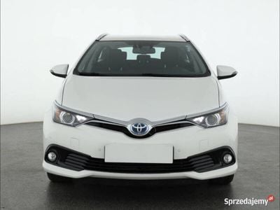 Toyota Auris Hybrid