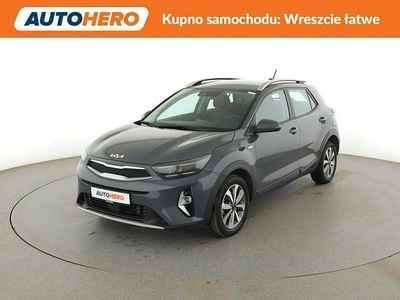 Szary (metalik) Używany 2022 Kia Stonic SUV | 61 500 zł (Uczciwa cena)