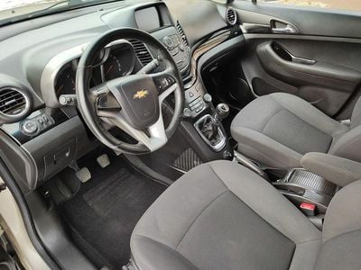 Używany Chevrolet Orlando 2011 Brązowobeżowy Minivan