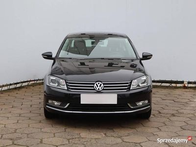 Czarny Używany 2013 VW Passat Sedan/Limuzyna | 35 499 zł (Uczciwa cena)