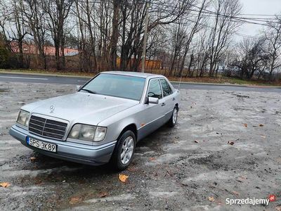 Używany 1994 Mercedes E300 | 11 999 zł