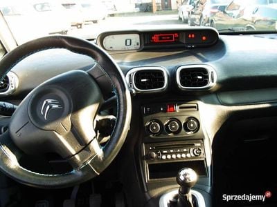 Biały Używany 2013 Citroën C3 Minivan | 19 500 zł (Uczciwa cena)