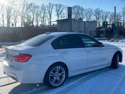 używany BMW 330 F30 i M Pakiet xDrive 2017r M-Pakiet