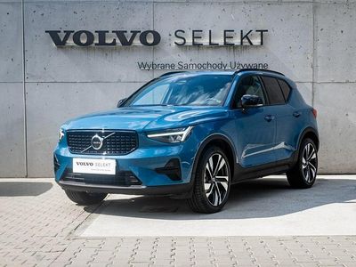Niebieski jasny (metalik) Używany 2024 Volvo XC40 SUV | 194 900 zł