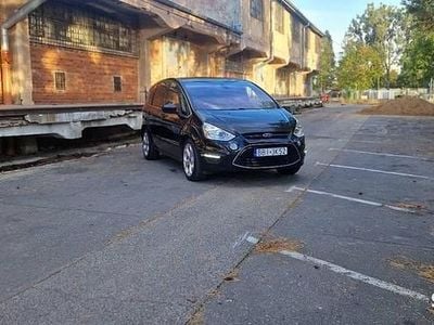 Używany Ford S-MAX Ghia 2014 Czarny Minivan