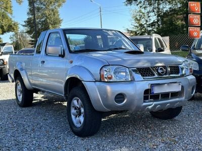 Srebrny Używany 2004 Nissan Navara Pickup | 27 600 zł