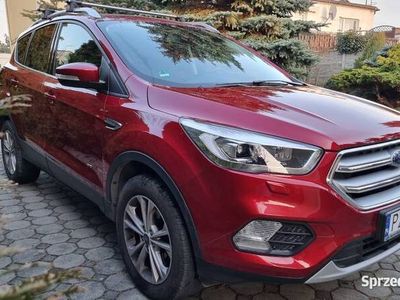 Czerwony Używany 2019 Ford Kuga Titanium SUV | 100 000 zł