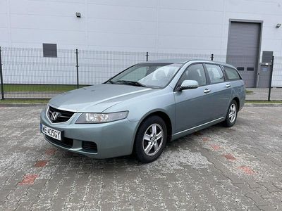 Srebrny Używany 2004 Honda Accord Kombi | 7200 zł (Dość drogi)
