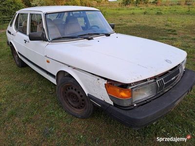 używany Saab 900 90r. 2,0B w całości