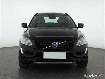 Używany Volvo XC60 2016 Czarny SUV